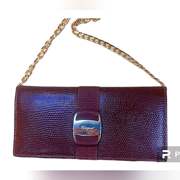 SALVATORE FERRAGAMO  AUTHENTIC LIZARD BIFOLD LEATHER WALL W/CROSSBODY CHAIN - Picture 1 of 15